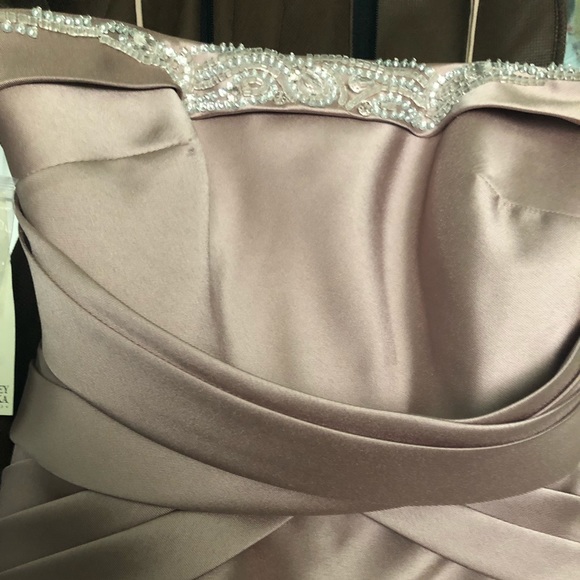 Badgley Mischka strapless beaded-trim column gown - Picture 3 of 3